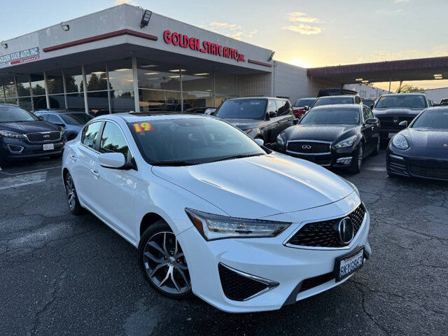 2019 Acura ILX w/Premium 4dr Sedan Package