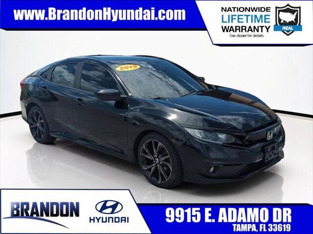 2019 Honda Civic Sport — photo 1 of 13
