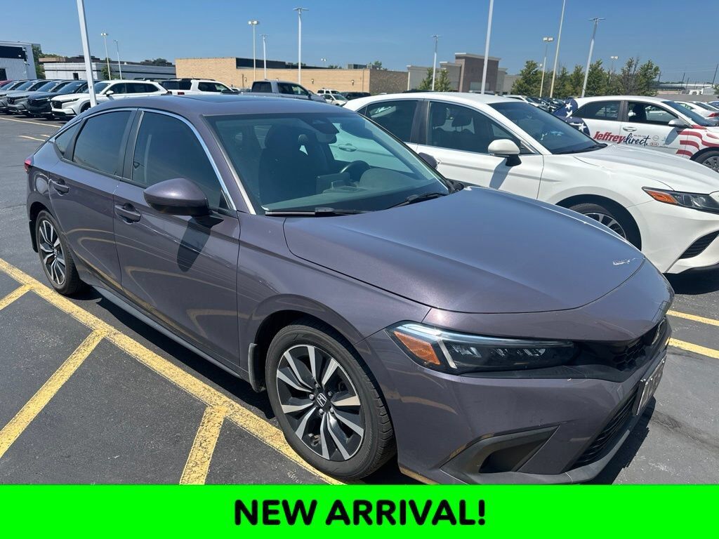2024 Honda Civic Hatchback 1.5T EX-L — photo 1 of 5