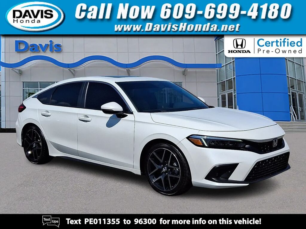 2023 Honda Civic Sport Touring — photo 1 of 13