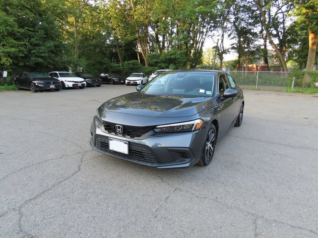 2024 Honda Civic Hatchback 2.0L LX — photo 1 of 7