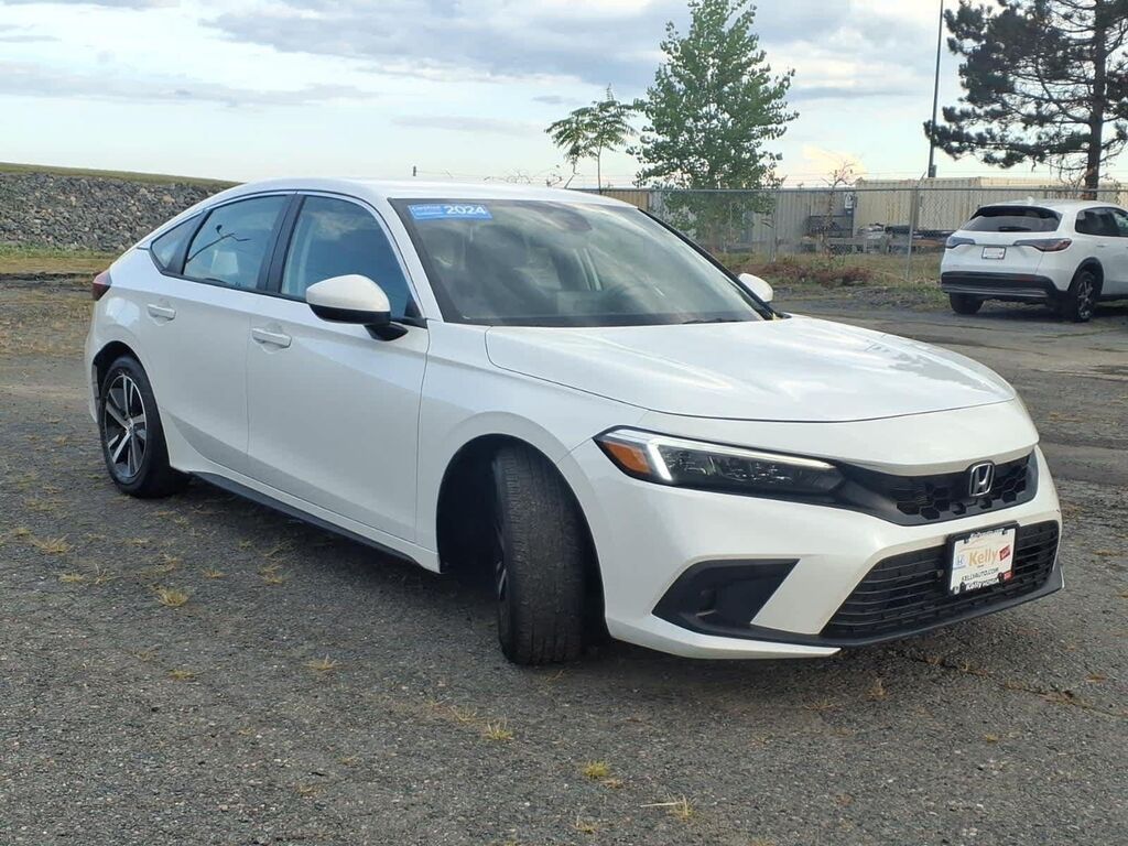 2024 Honda Civic LX — photo 1 of 13
