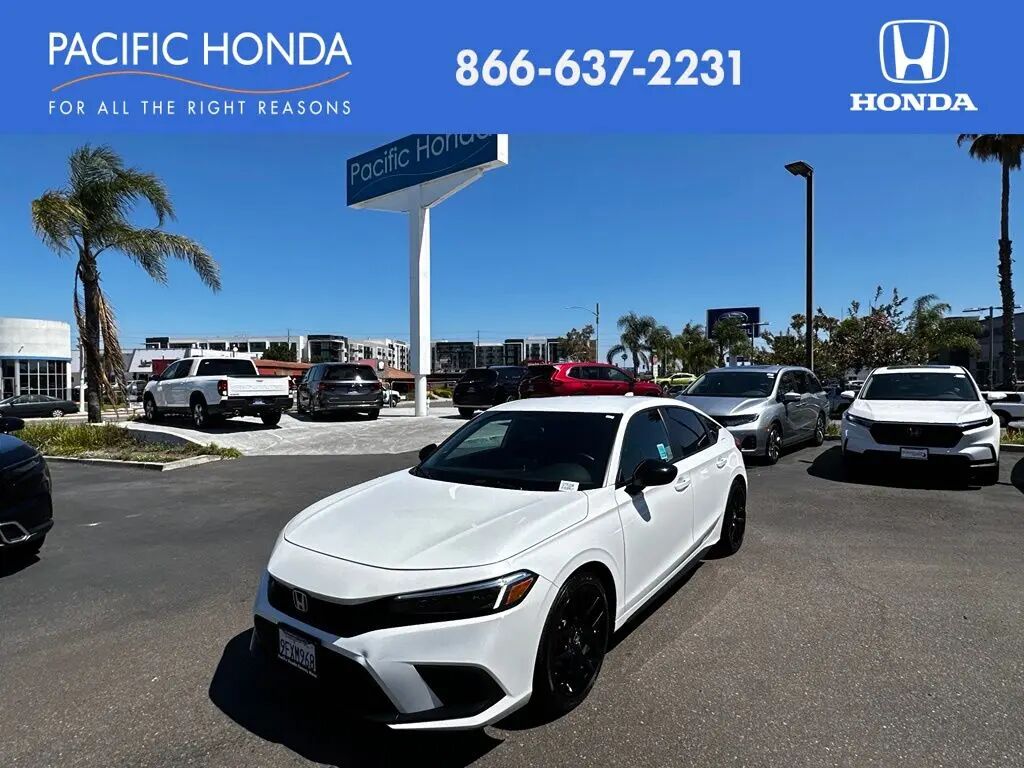 2023 Honda Civic Sport — photo 1 of 13
