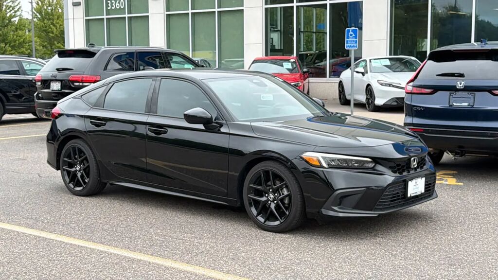 2023 Honda Civic Sport — photo 1 of 13