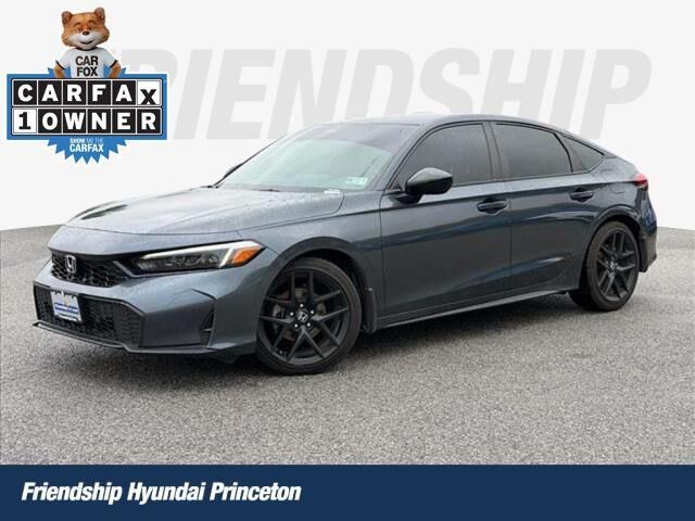 2025 Honda Civic Sport — photo 1 of 10