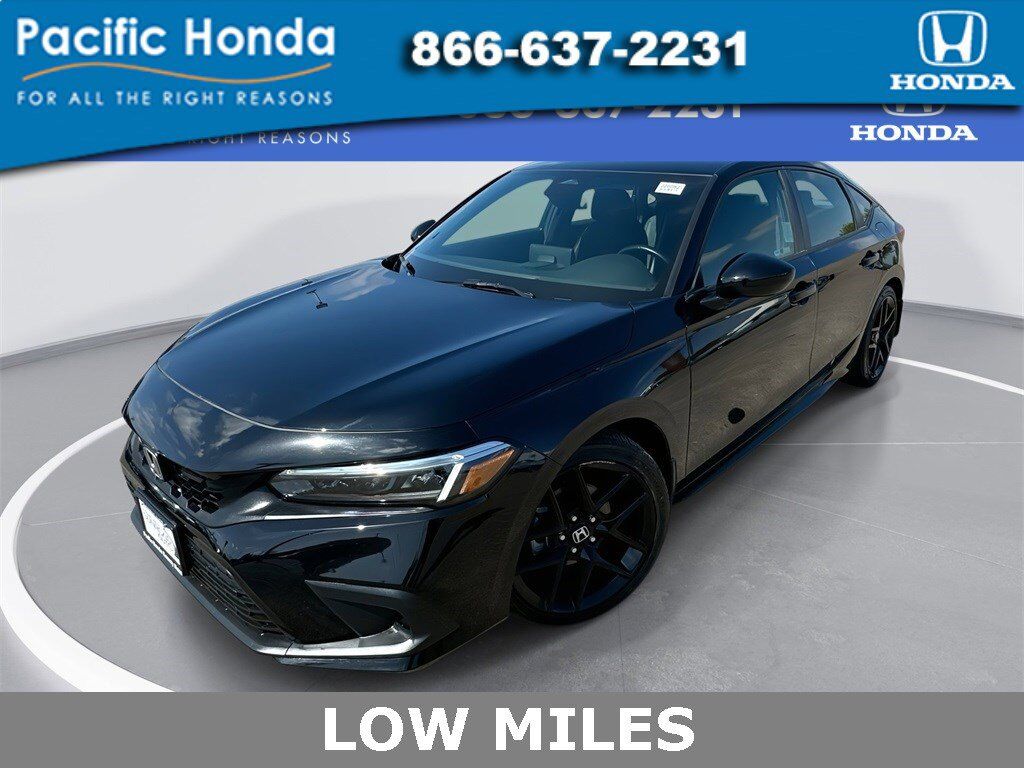 2023 Honda Civic Hatchback SPORT — photo 1 of 7
