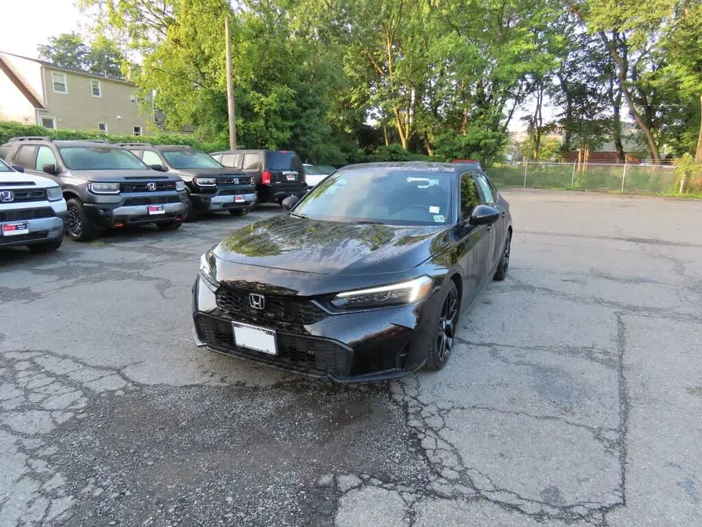 2026 Honda Civic Sport — photo 1 of 13