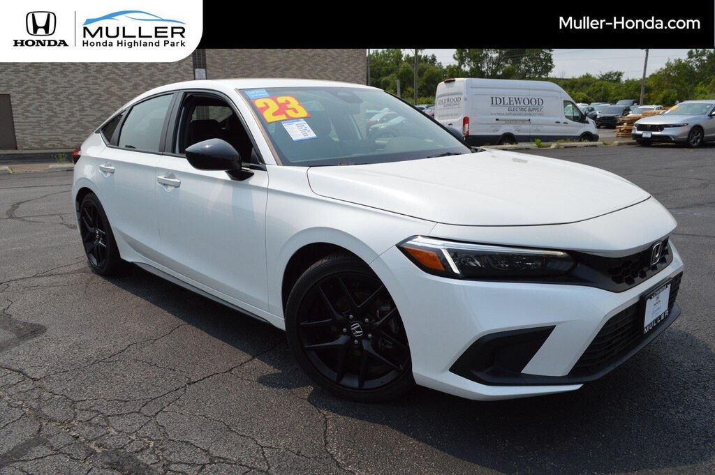 2023 Honda Civic Sport — photo 1 of 11