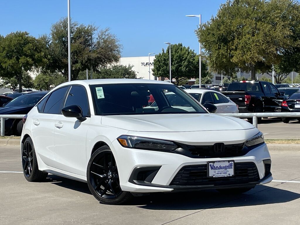 2024 Honda Civic Hatchback 2.0L SPORT — photo 1 of 7