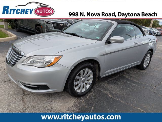 2012 Chrysler 200 Touring
