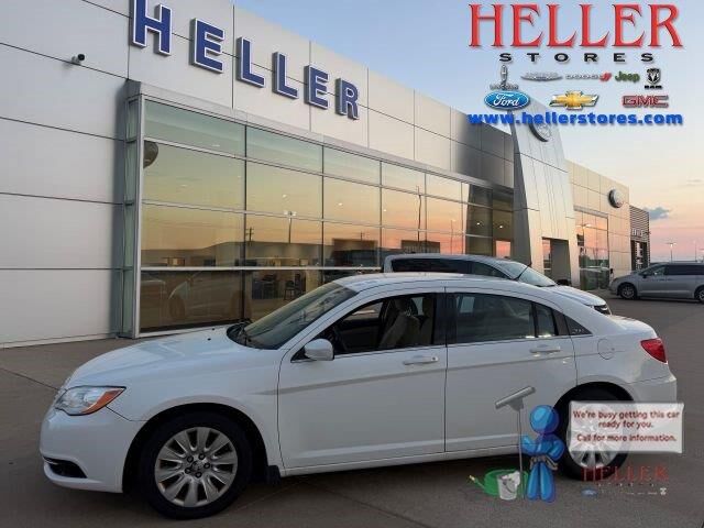 2013 Chrysler 200 LX