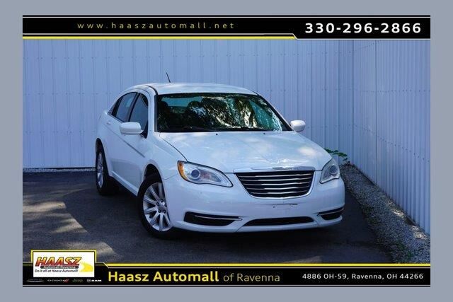 2013 Chrysler 200 Touring