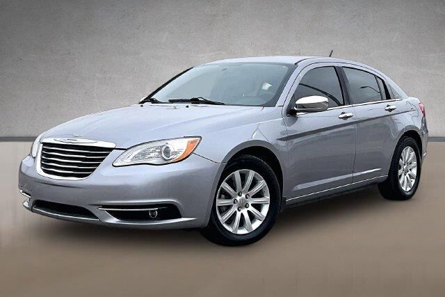 2013 Chrysler 200 Limited
