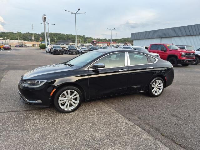 2017 Chrysler 200 Limited