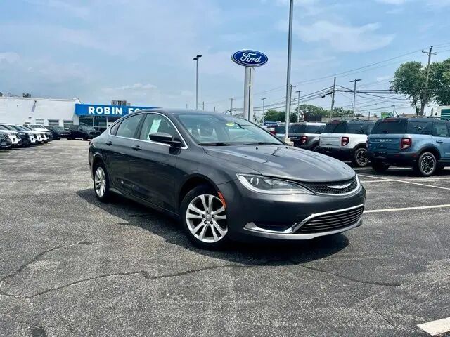 2016 Chrysler 200 Limited