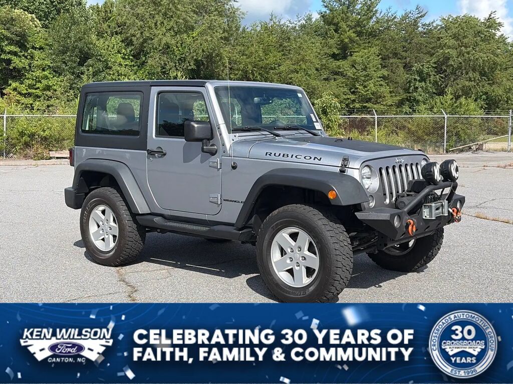 2015 Jeep Wrangler Sport — photo 1 of 13