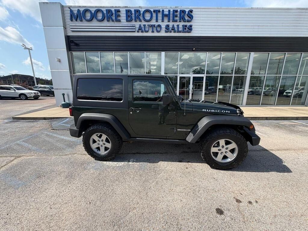 2012 Jeep Wrangler — photo 1 of 11