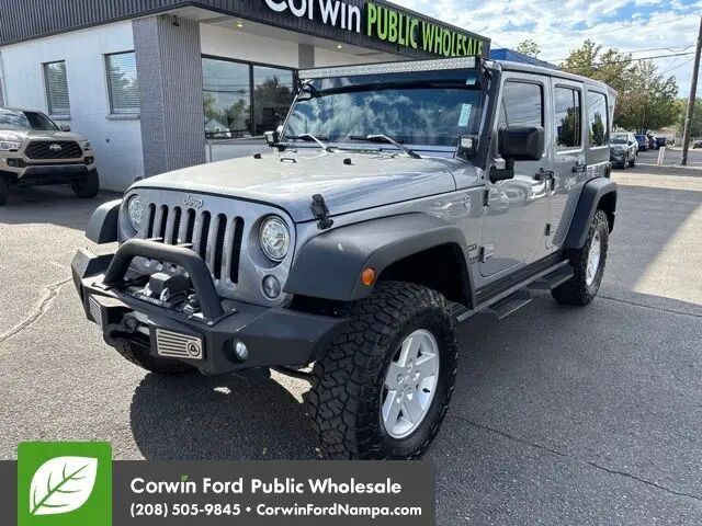 2017 Jeep Wrangler Unlimited Sport — photo 1 of 13