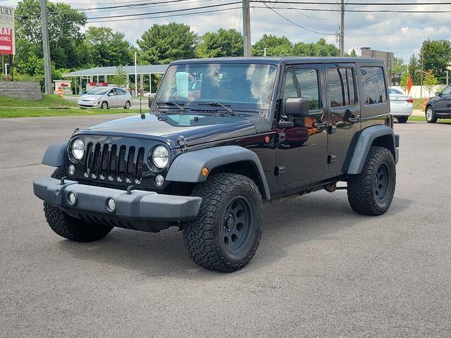 2015 Jeep Wrangler Unlimited Sport — photo 1 of 13