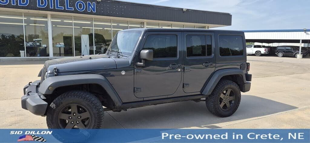 2017 Jeep Wrangler Unlimited Willys Wheeler — photo 1 of 1