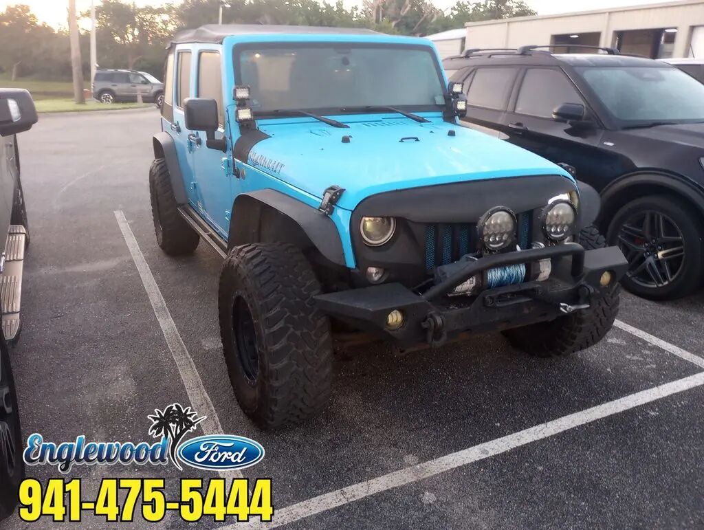 2017 Jeep Wrangler Unlimited Sport — photo 1 of 3