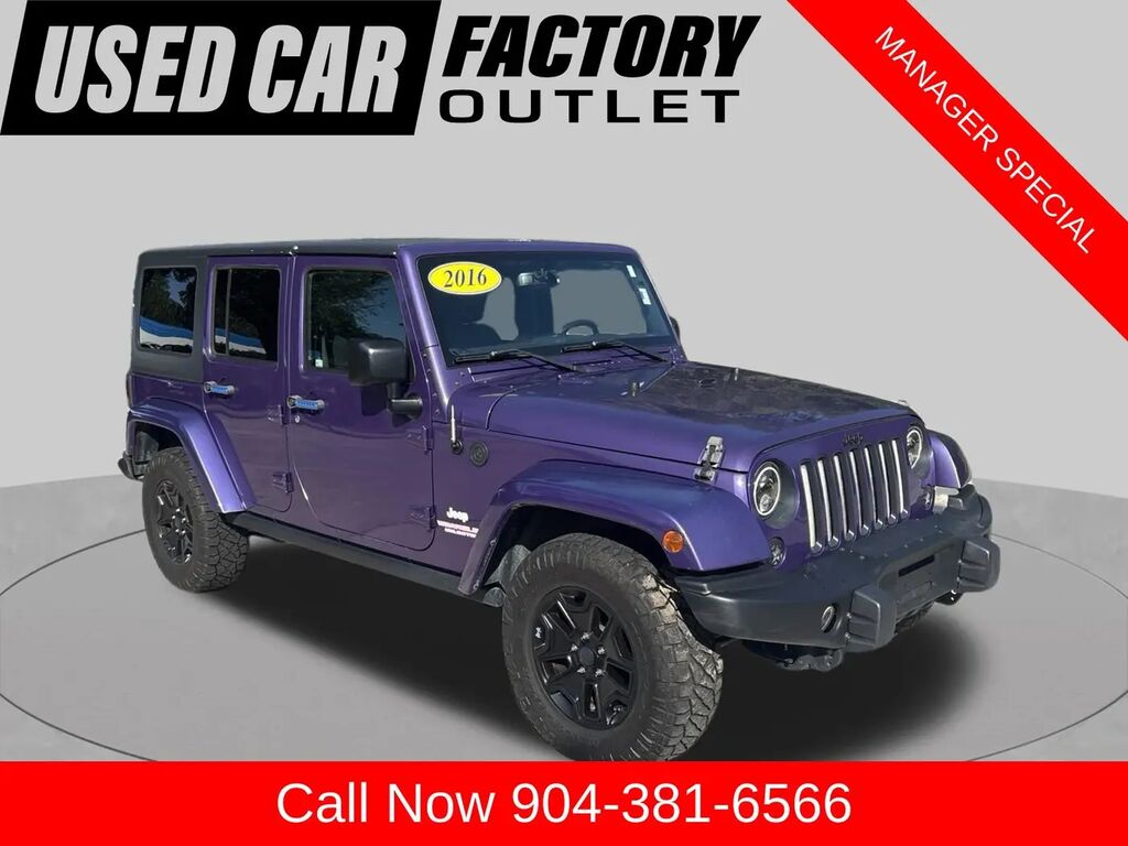 2016 Jeep Wrangler Unlimited Sahara — photo 1 of 13