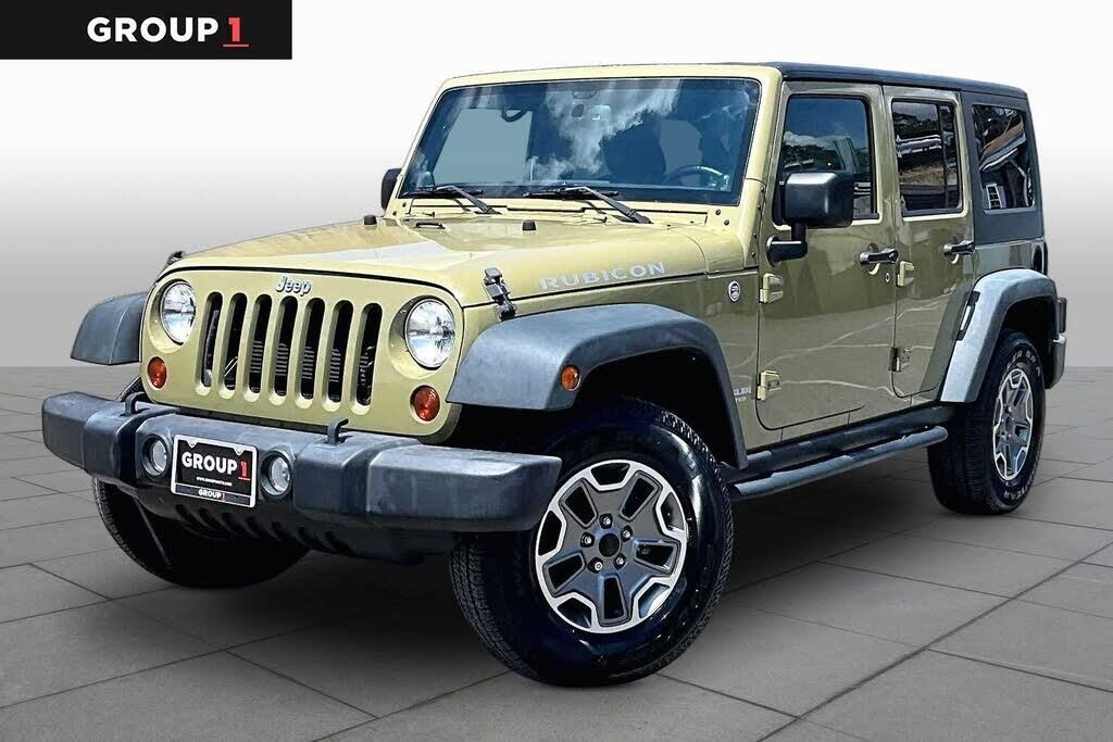 2013 Jeep Wrangler Unlimited Rubicon — photo 1 of 1