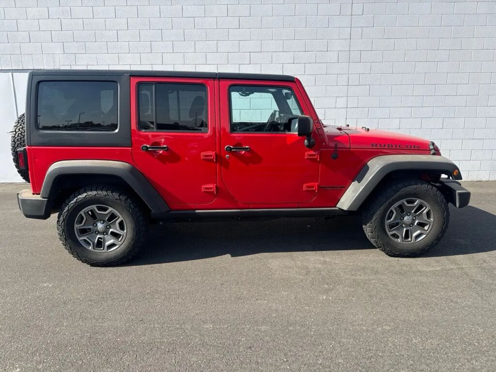 2017 Jeep Wrangler Unlimited Rubicon — photo 1 of 7