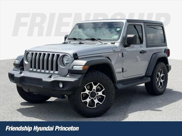 2019 Jeep Wrangler Sport — photo 1 of 13