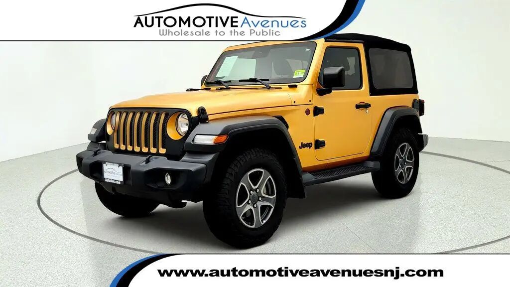 2019 Jeep Wrangler Sport — photo 1 of 13