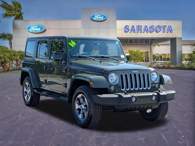 2016 Jeep Wrangler Unlimited Sahara