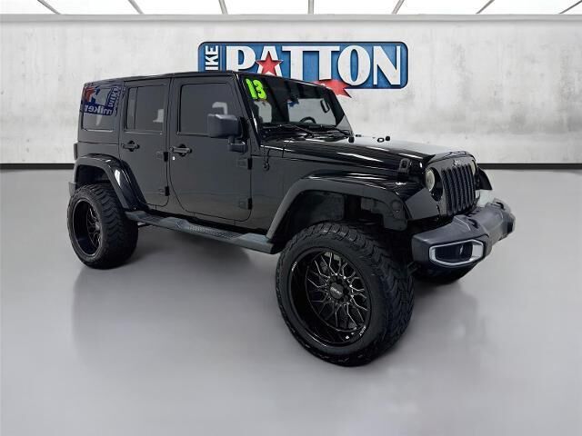 2013 Jeep Wrangler Unlimited Sahara