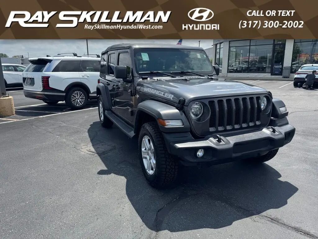 2022 Jeep Wrangler Unlimited Sport — photo 1 of 13