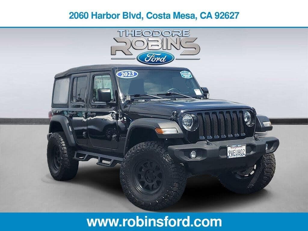 2023 Jeep Wrangler Sport — photo 1 of 1