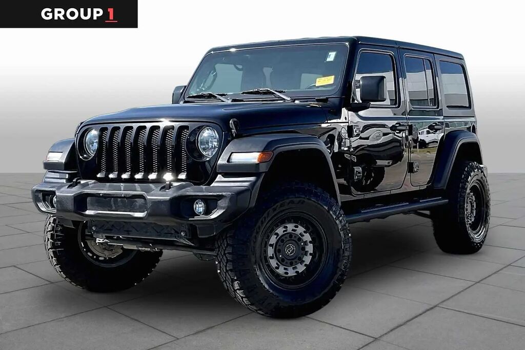 2018 Jeep Wrangler Unlimited Sport — photo 1 of 12