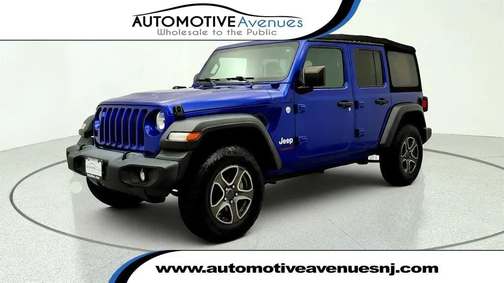 2019 Jeep Wrangler Unlimited Sport — photo 1 of 1