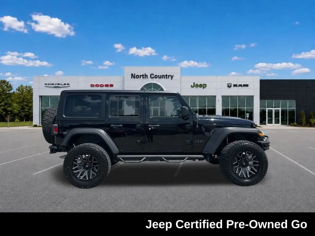 2023 Jeep Wrangler Sport — photo 1 of 12