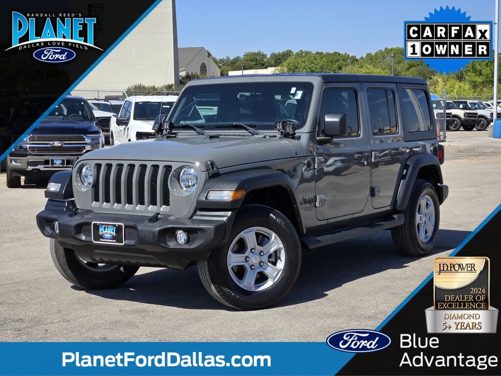 2021 Jeep Wrangler Unlimited Sport — photo 1 of 13
