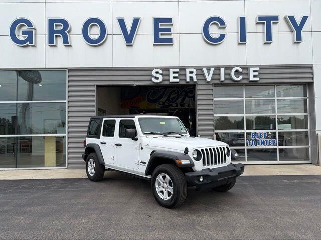 2022 Jeep Wrangler Unlimited Sport