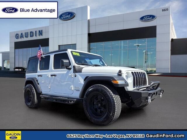 2018 Jeep Wrangler Unlimited Sport — photo 1 of 12