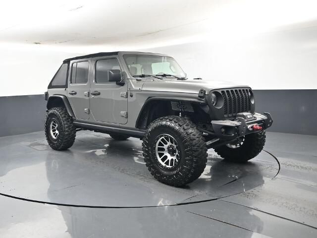2021 Jeep Wrangler Unlimited Sport — photo 1 of 13