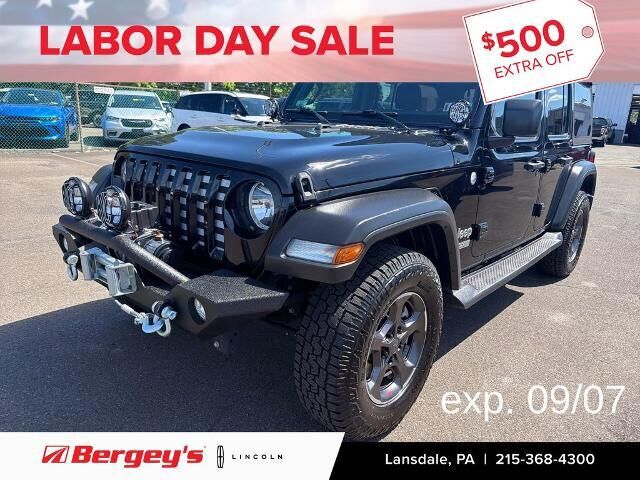 2019 Jeep Wrangler Unlimited Sport — photo 1 of 13