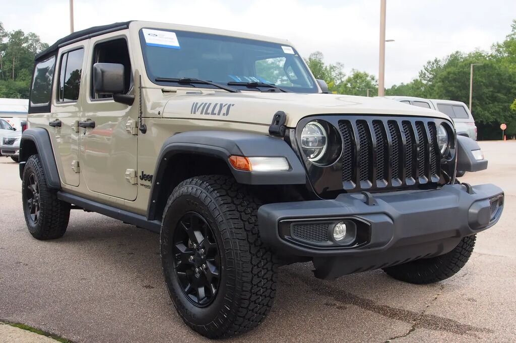 2022 Jeep Wrangler Unlimited Sport — photo 1 of 13