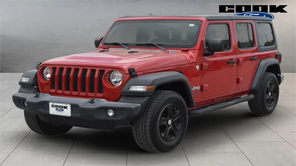 2018 Jeep Wrangler Unlimited Sport — photo 1 of 13