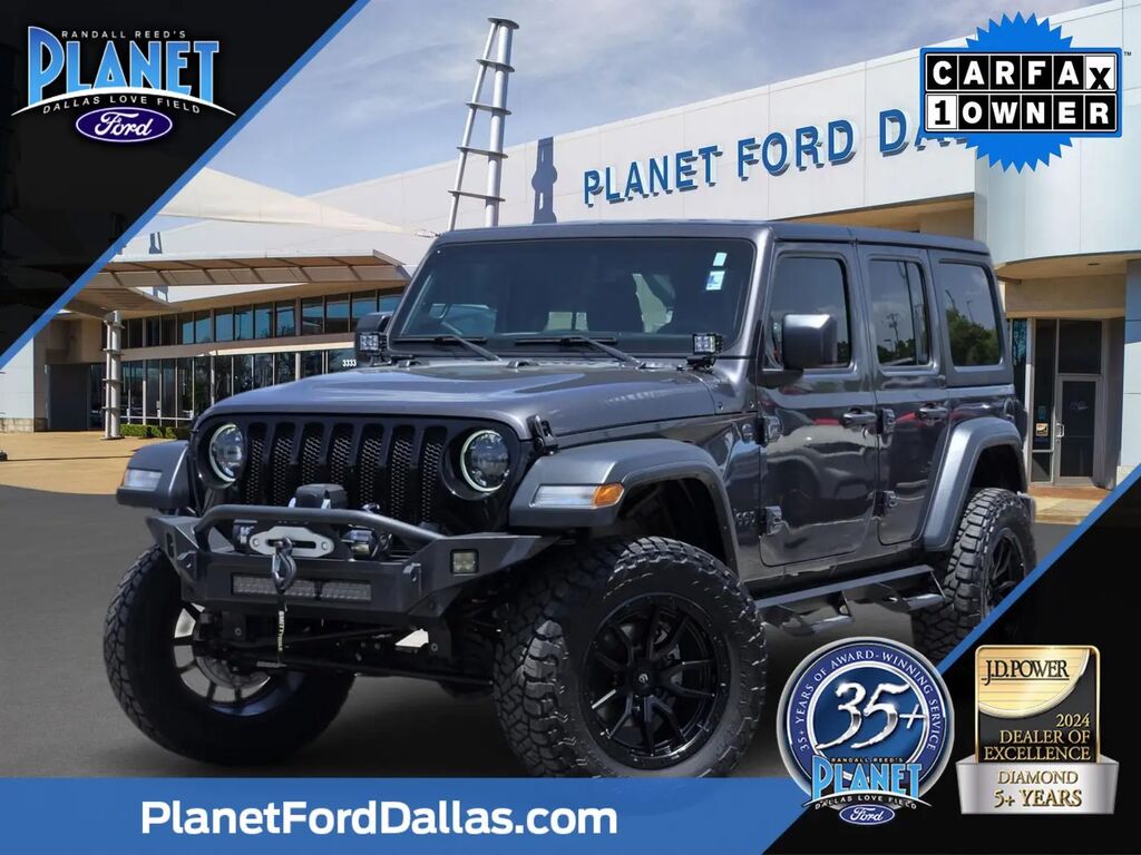 2023 Jeep Wrangler Sport — photo 1 of 13