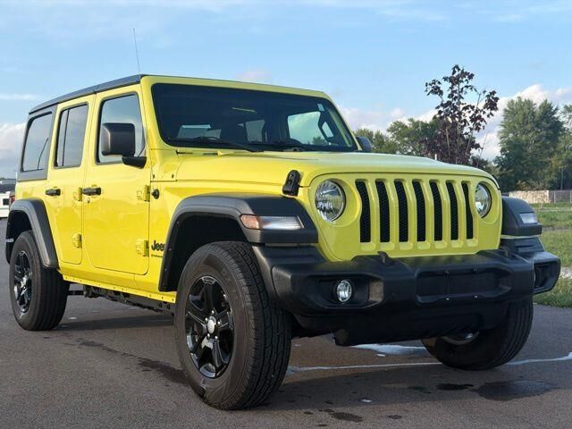 2023 Jeep Wrangler Sport — photo 1 of 13