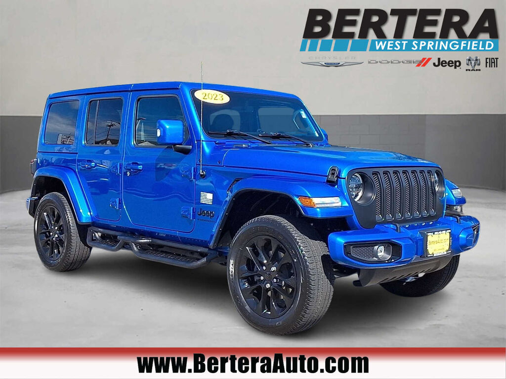 2023 Jeep Wrangler High Altitude — photo 1 of 13