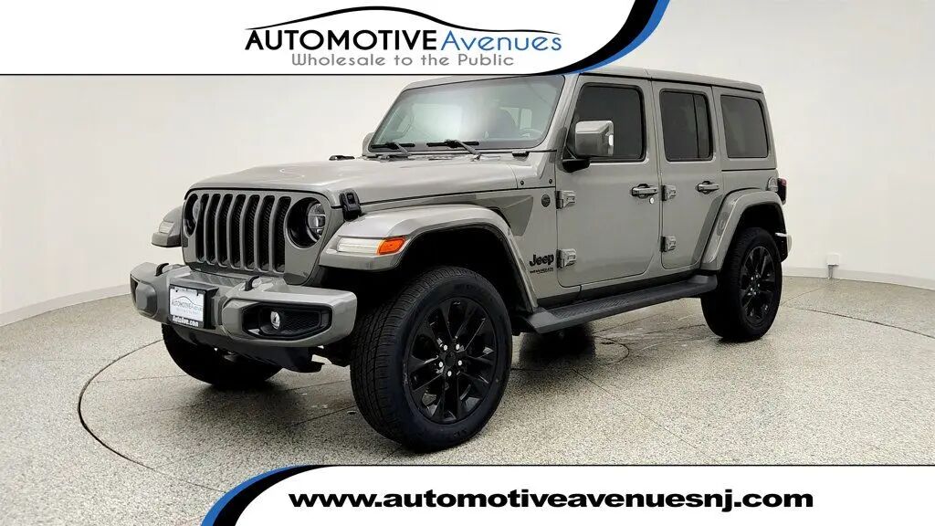 2022 Jeep Wrangler Unlimited Sahara — photo 1 of 13