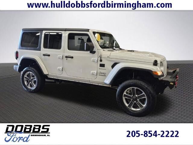 2019 Jeep Wrangler Unlimited Sahara — photo 1 of 13