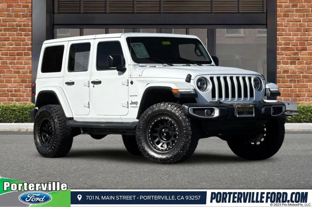 2020 Jeep Wrangler Unlimited Sahara — photo 1 of 10